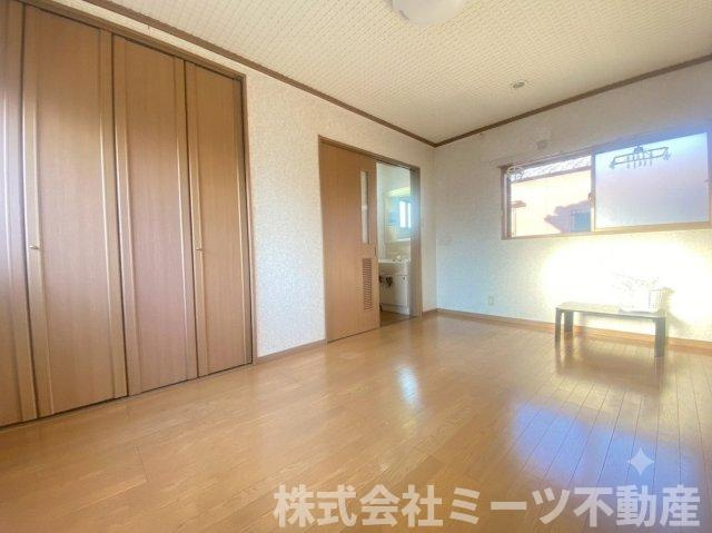 友井二丁目　中古戸建　2180の洋室|【AI画像編集】家具・荷物撤去後のイメージです