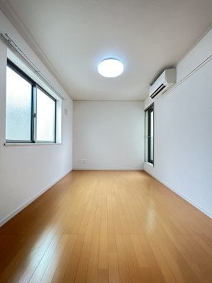 グランシャレー堀切菖蒲園Ⅱの居間・リビング