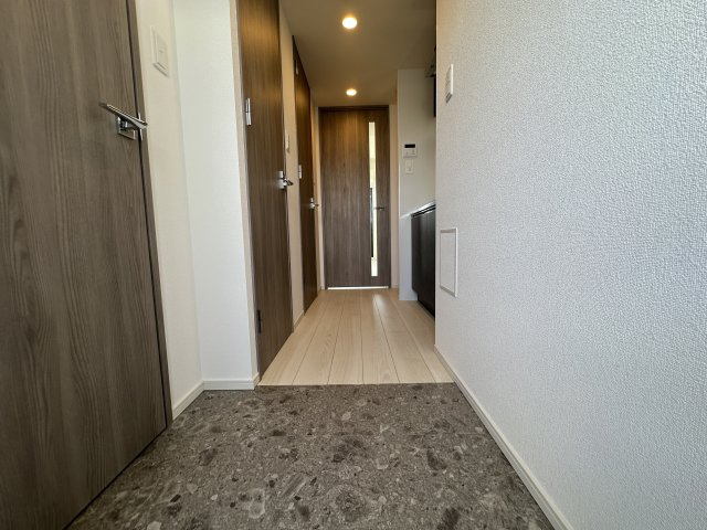 S-RESIDENCE野並駅前broadの玄関|きれいな玄関です