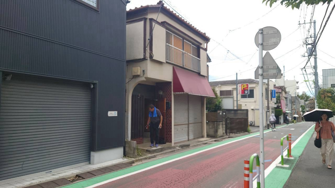 世田谷区北烏山３丁目の売地の前面道路含む現地写真