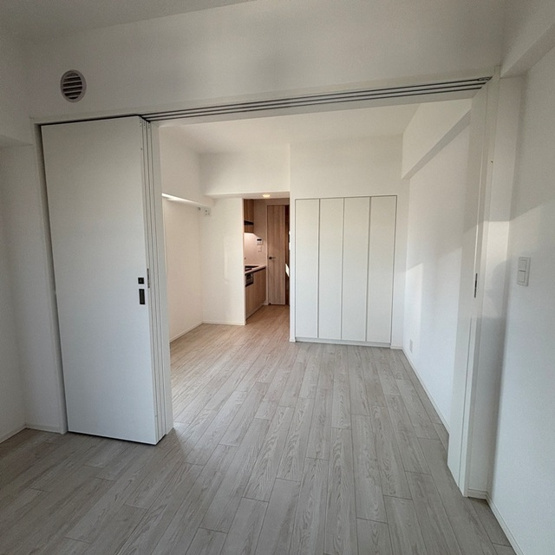 【居間・リビング】 | パークアクシス品川天王洲アイル | ※写真は同タイプ住戸です。