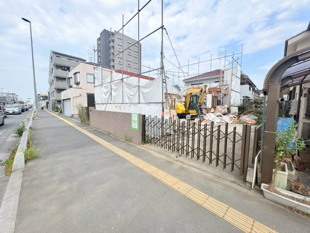 川越市新宿町6丁目　建築条件なし売地　東武東上線『川越駅』徒歩19分　【新宿小学区】の前面道路含む現地写真