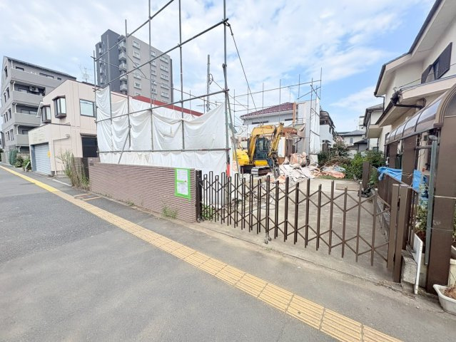 川越市新宿町6丁目　建築条件なし売地　東武東上線『川越駅』徒歩19分　【新宿小学区】の前面道路含む現地写真