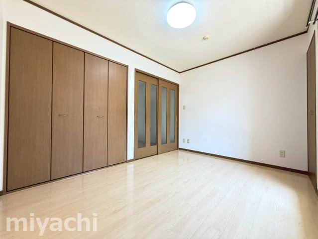 Life館ボナール　Bの居間・リビング