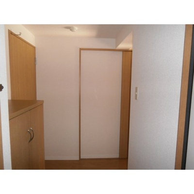 【玄関】 | グリーンハイム三軒 | ※写真は別号室