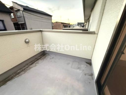 八尾市太田２丁目のアパートのバルコニー