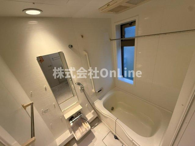 八尾市太田２丁目のアパートの浴室