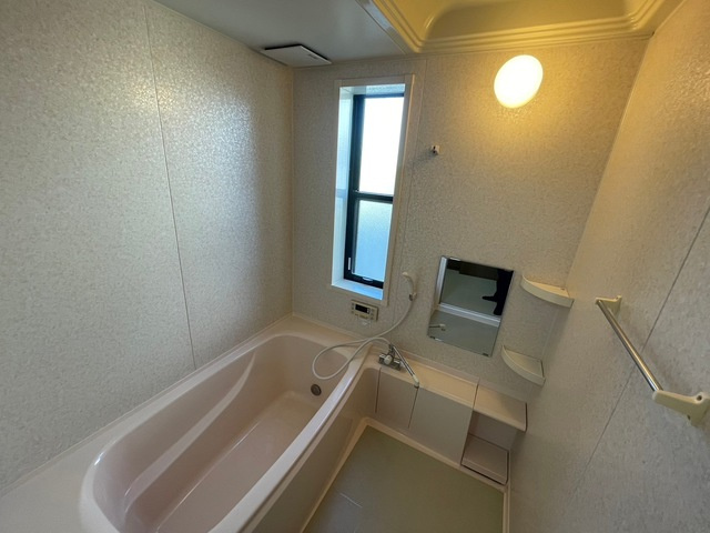 寺田貸家B1の浴室