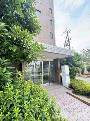 エクセレンス青山のエントランス