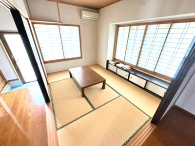 【ダイニング】 | 太宰府市高雄二丁目戸建 | キッチン横です