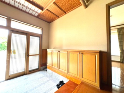 【玄関】 | 太宰府市高雄二丁目戸建 | とにかく広い