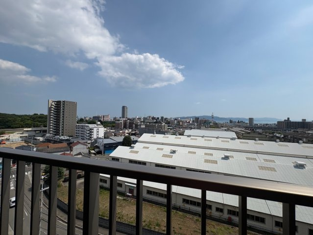 藤和明石公園ハイタウン弐号棟の展望|遮蔽物がなく淡路島まで見通せます！