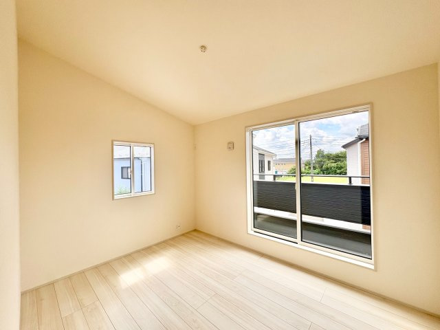 《仲介手数料半額》BloomingGarden川越市今成2丁目　新築戸建　全3棟　2号棟の洋室|洋室6.0帖