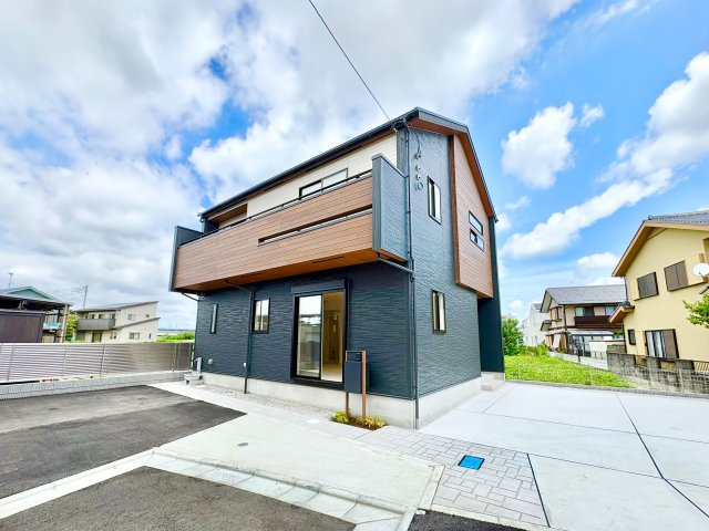 《仲介手数料半額》BloomingGarden川越市今成2丁目　新築戸建　全3棟　2号棟
