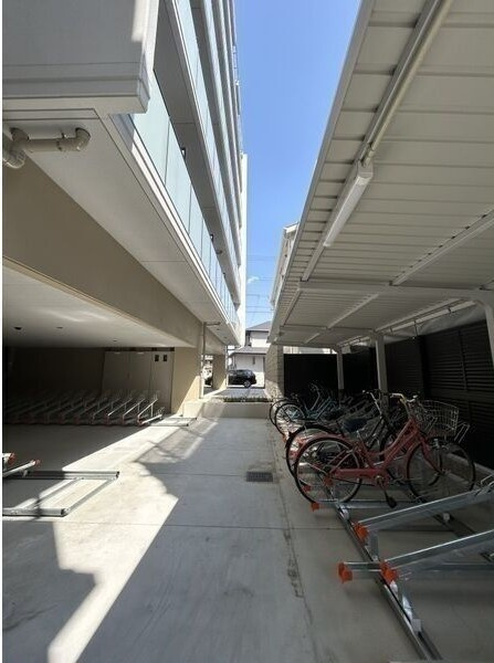 Ｓ－ＲＥＳＩＤＥＮＣＥ桜本町ａｗｅｓｏｍｅの駐車場