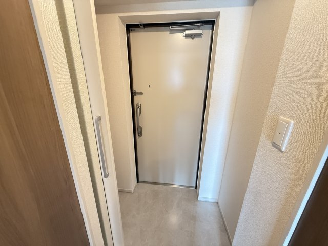 【玄関】 | クローバー・レジデンス城東放出