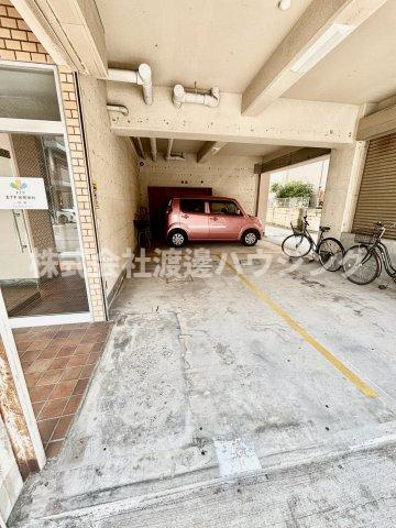 オーシャン姫里の駐車場
