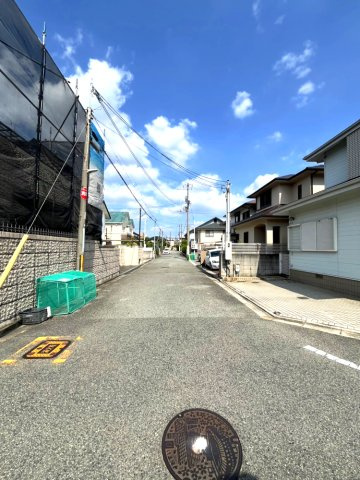 西宮市甲風園三丁目　土地の前面道路含む現地写真