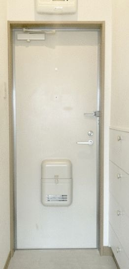ビュー市川の玄関