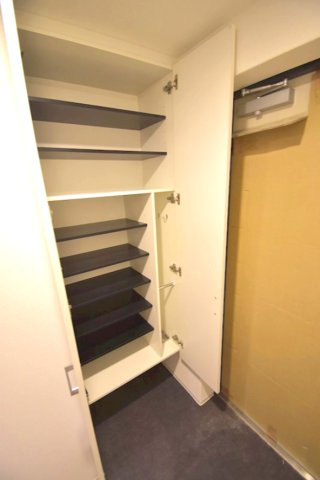 【収納】セレニテ西中島アリア弐番館 
