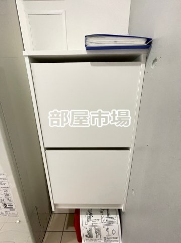 チャルテ入谷の玄関|シューズボックス