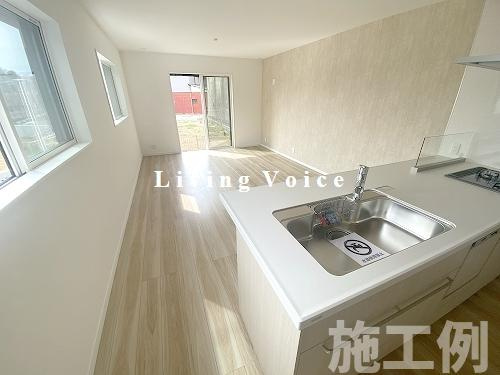 【居間・リビング】 | 【仲介手数料０円】相模原市第5中央区淵野辺本町　新築一戸建て　全7棟 | 相模原市第5中央区淵野辺本町　新築一戸建て　全7棟