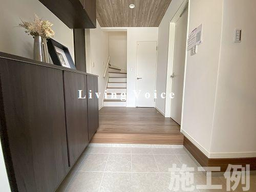 【玄関】 | 【仲介手数料０円】相模原市第5中央区淵野辺本町　新築一戸建て　全7棟 | 相模原市第5中央区淵野辺本町　新築一戸建て　全7棟