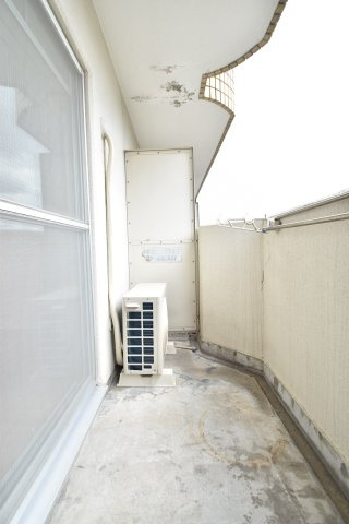 大阪市城東区蒲生１丁目の賃貸マンションのバルコニー