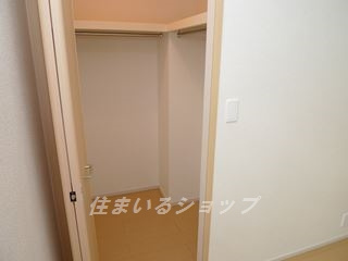 ガーデンハウスⅡの収納|ウォークインクローゼット