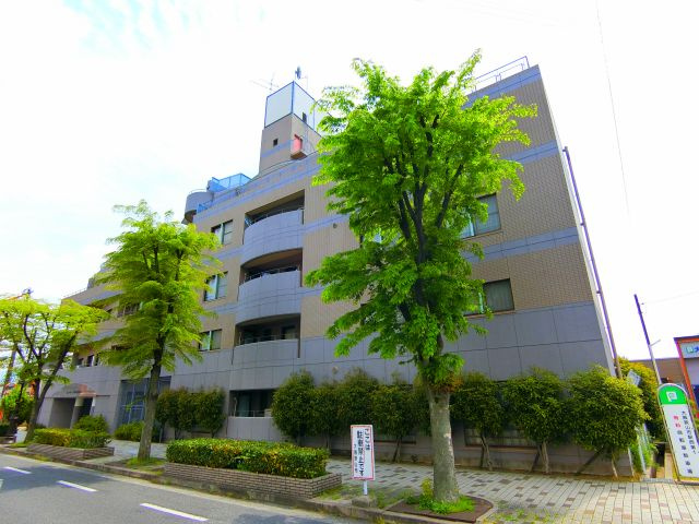 フォンターナ狭山遊園前の外観