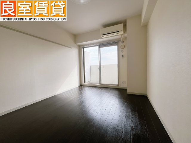 【居間・リビング】 | エンゼルハイム東町 | ※この写真は同物件の同型タイプの別のお部屋のお写真です。現状優先