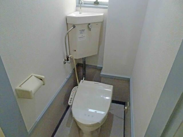 ともえマンションのトイレ
