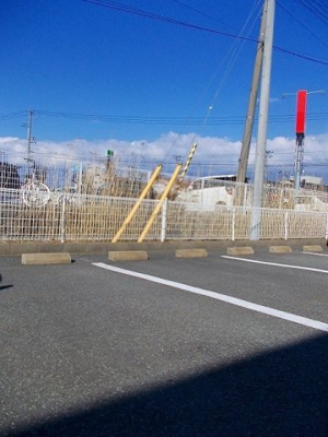 【駐車場】 | エルブス　ガーデン