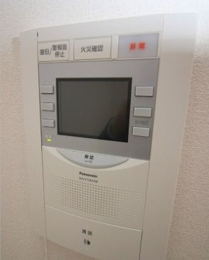 プレサンス松屋町グレースのセキュリティ|プレサンス松屋町グレース　ＴＶ付モニターフォン