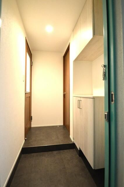 南十五番館二世館の玄関
