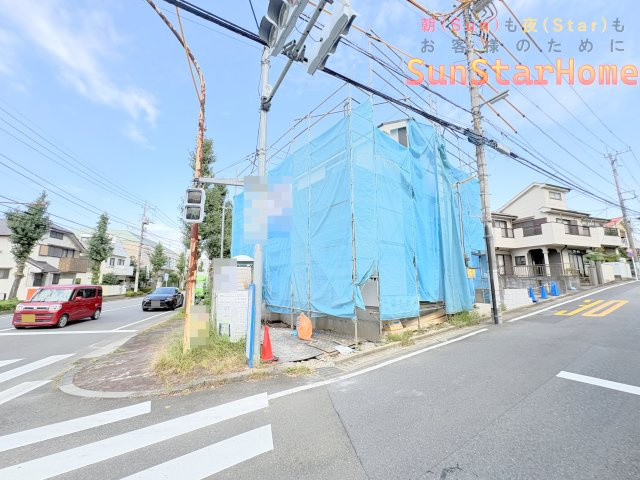 【サンスターホーム】福生市加美平3丁目　南東側角地新築戸建の外観