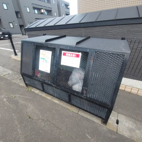 プチメゾン高砂２　A・Bのその他共用部分