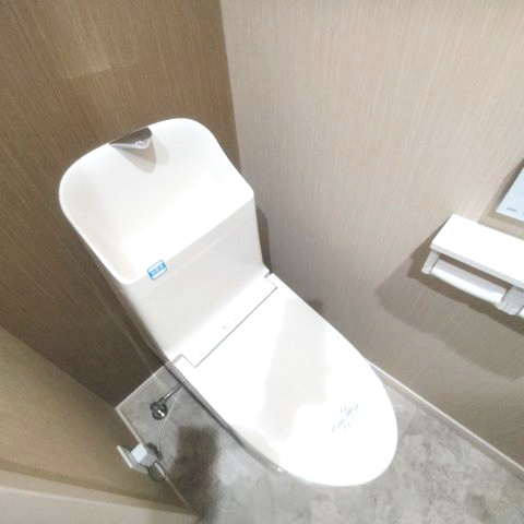 プチメゾン高砂２　A・Bのトイレ