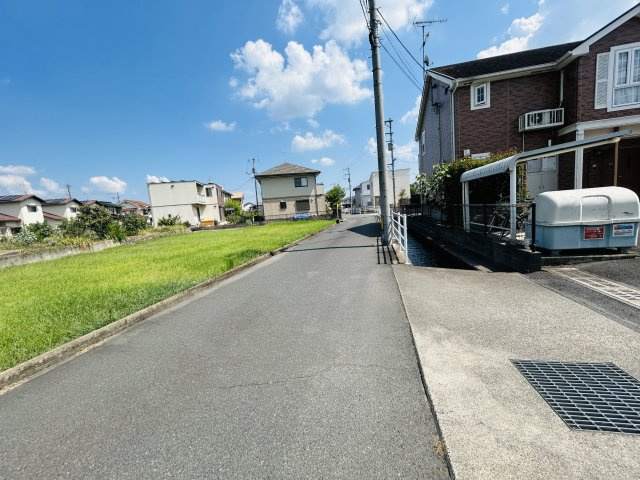シェソワBの周辺