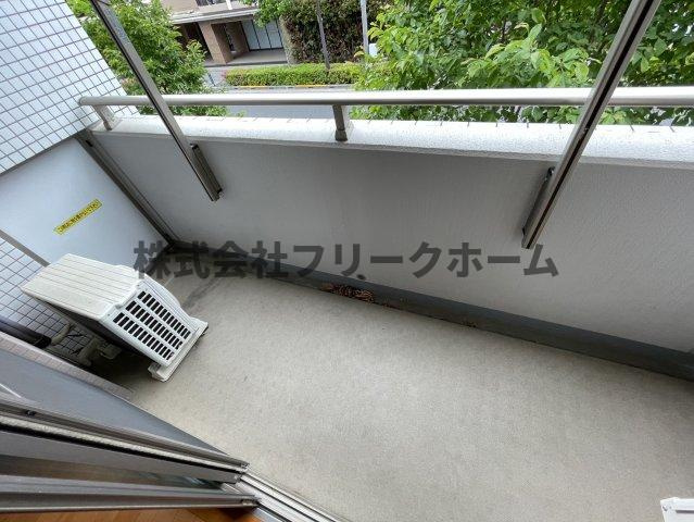 小金井市本町４丁目の賃貸マンションのバルコニー