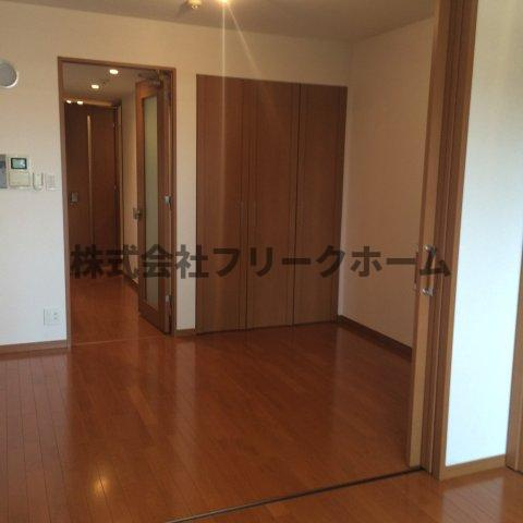 小金井市本町４丁目の賃貸マンションの居間・リビング
