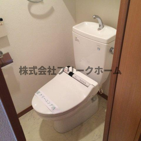 小金井市本町４丁目の賃貸マンションのトイレ