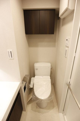 【トイレ】 | コンシェリア池袋 ＴＨＥ ＲＥＳＩＤＥＮＣＥ ＥＡＳＴ | シンプルで使いやすいトイレです