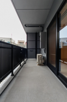 【バルコニー】 | 堀之内マンション | ※写真は同タイプ住戸です。