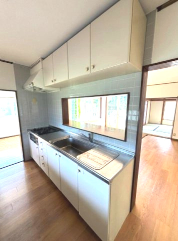 富里市根木名　中古戸建のキッチン|内装リフォーム令和8年7月 ４LDK　リビング約16帖 富里市立根木名小学校徒歩約10分 本下水