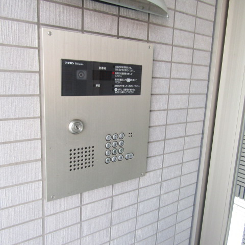 ベルメゾンエグレットのエントランス