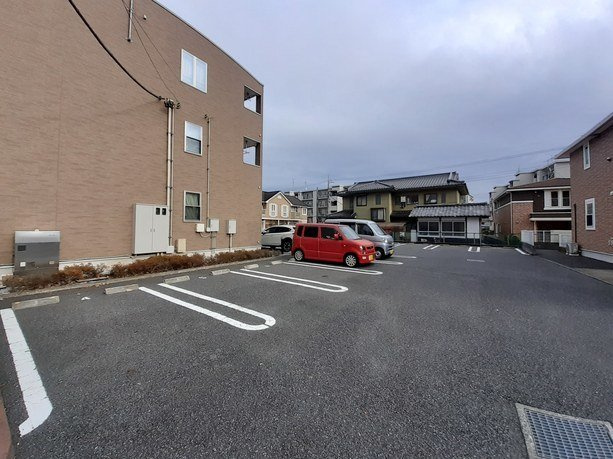 【駐車場】 | エレガントヒル参番館 | 駐車場があります