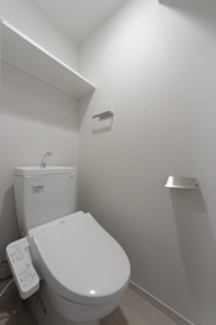 【トイレ】 | ディオスプラド | ※写真は同タイプ住戸です。