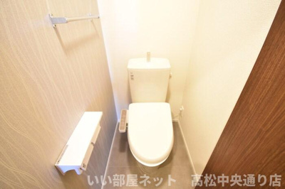 【トイレ】 | ロータスⅡ B棟 | 温水洗浄暖房便座