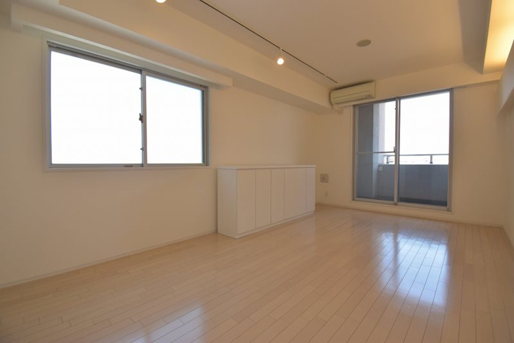 【居間・リビング】デュオン新大阪レジデンス 
